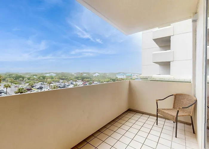4th-floor Oceanfront With Private Balcony Pools Hot Tub Tennis Holiday home *